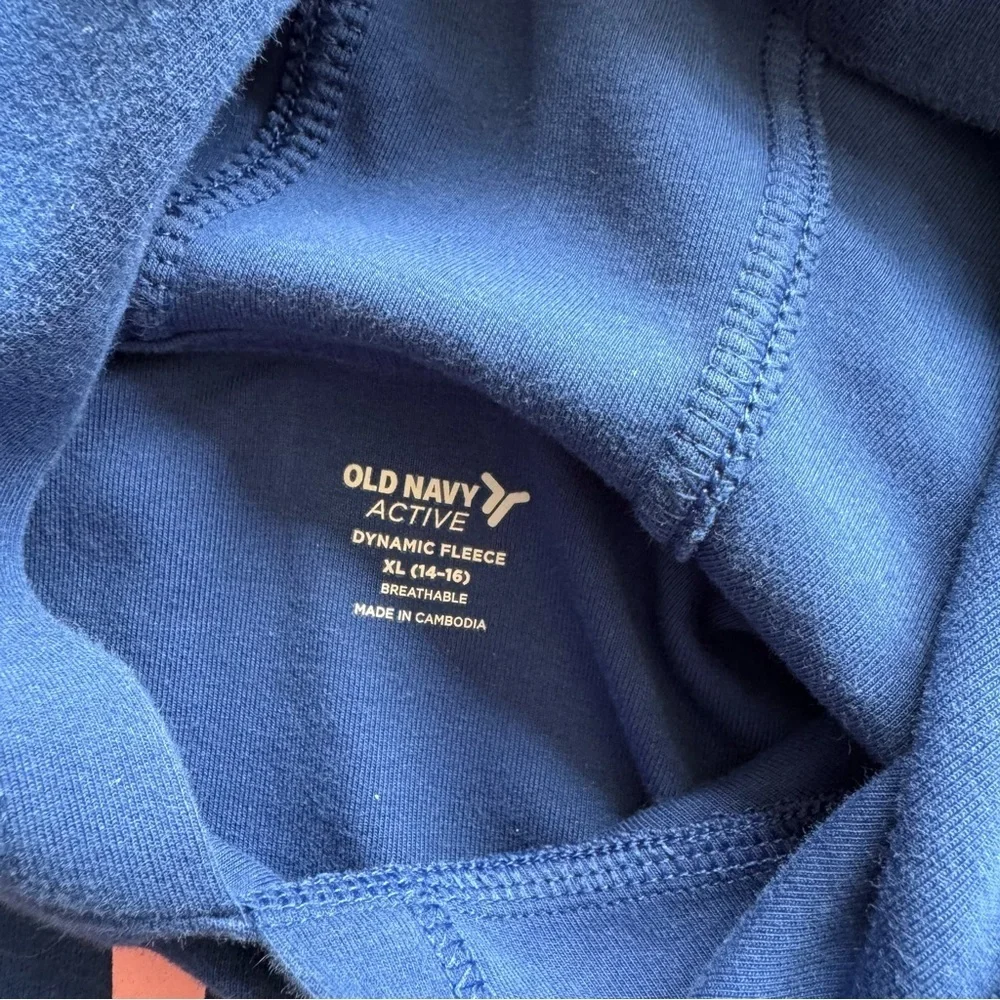 Old Navy Dynamic Fleece Cropped Graphic Hoodie for Girls